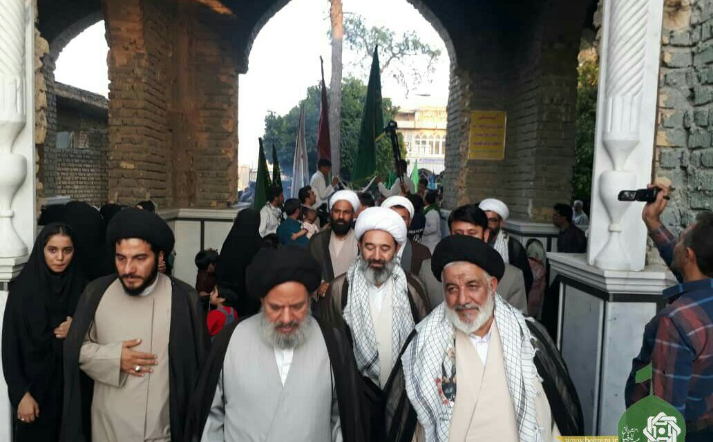 حضور  بنیان گذار کاروان پیاده در فیروزآباد فارس